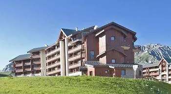 Madame Vacances Les Chalets Du Praz ラ・プラーニュ 0*,
