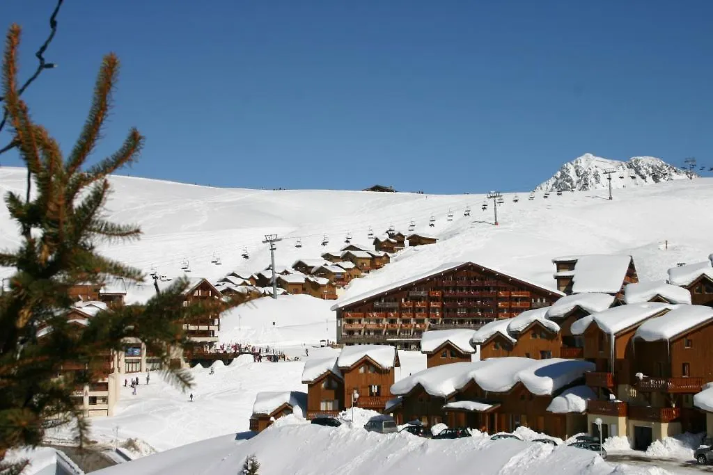 Madame Vacances Les Chalets Du Praz ラ・プラーニュ